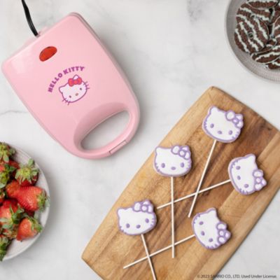 Hello Kitty Cake Pop Maker – Makes 4 Hello Kitty Cake Pops