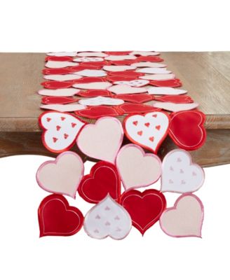 Romantic Hearts Cutout Table Runner, 16″x72″