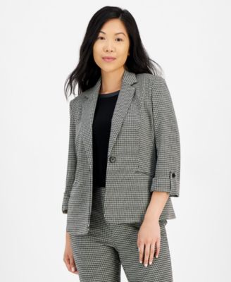 Petite One-Button Roll-Tab Blazer